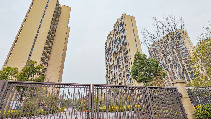 孔雀城翰萃悦府外景图