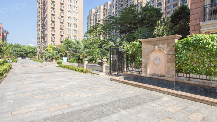 奥丽赛凤凰水岸外景图