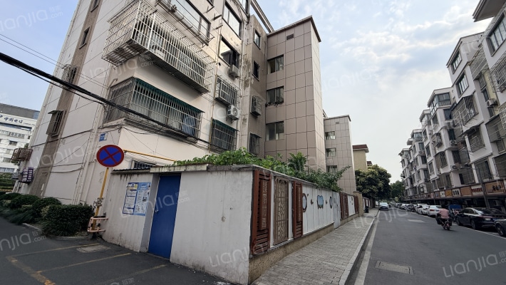 钱家祠外景图
