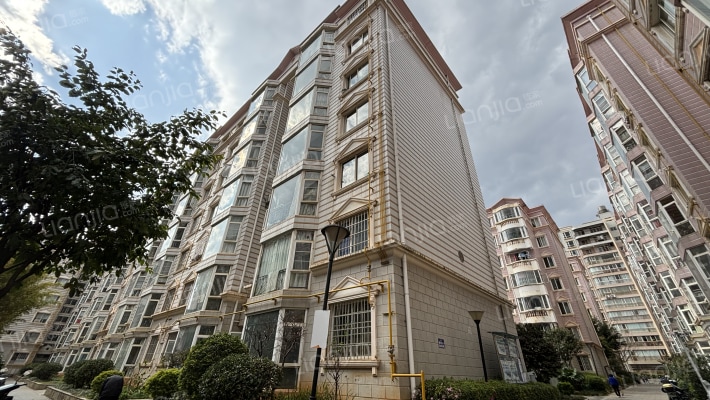 长城小区外景图