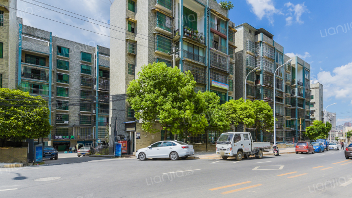 新天寨新康小区外景图