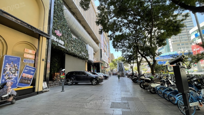 广星大厦外景图