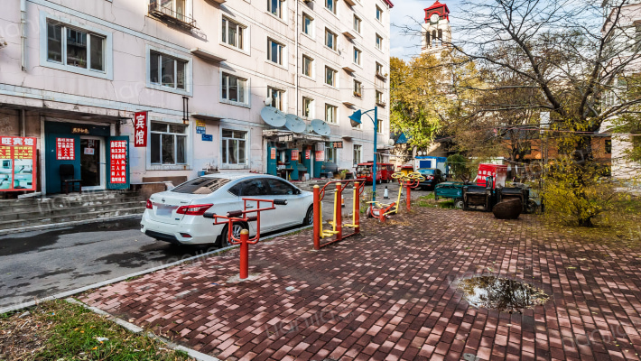 市二医院家属楼外景图