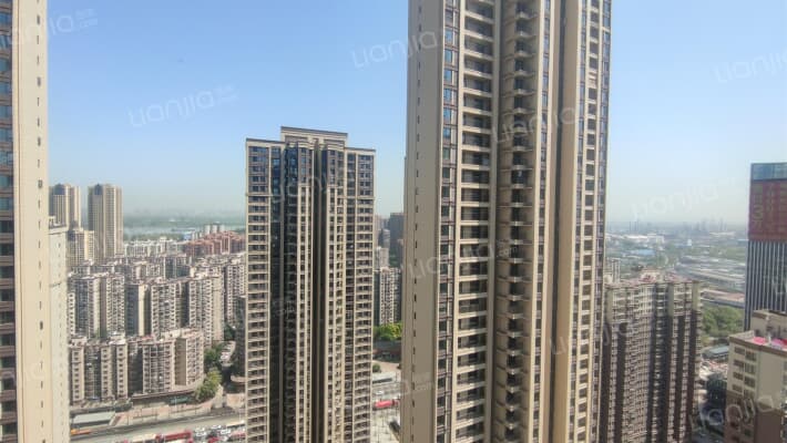 绿地香树花城派克公馆外景图