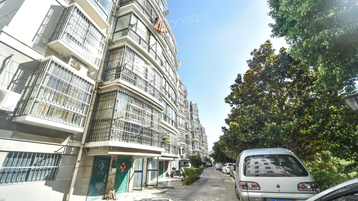 伟厦花苑三期外景图