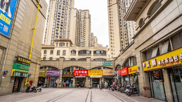 龙光普罗旺斯波尔多庄园外景图