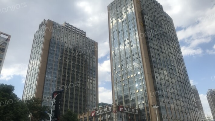 霖岚国际广场外景图