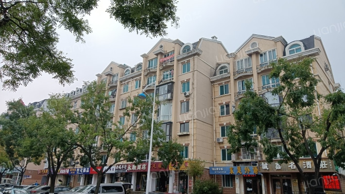 倚山里小区外景图