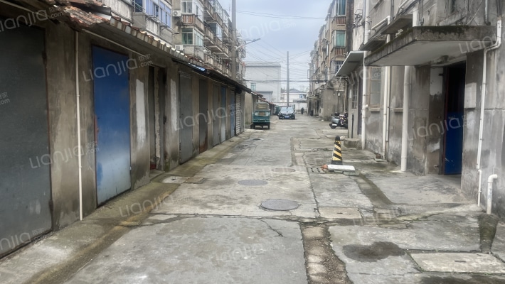 利泰新村外景图