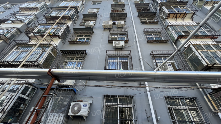 新兴大街322号外景图