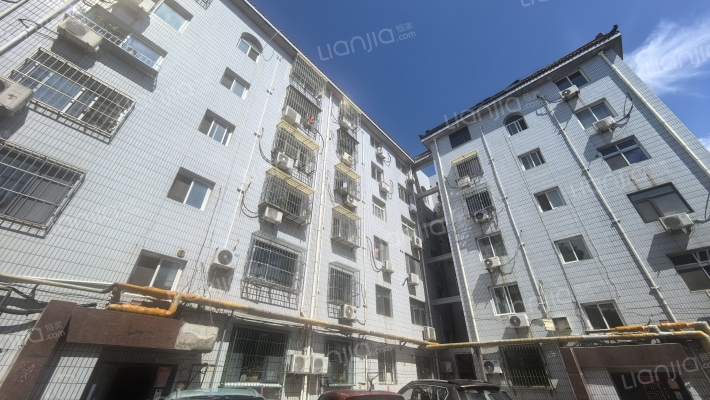 先锋南里外景图