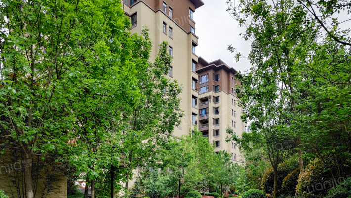 高新骊山下的院子一期外景图