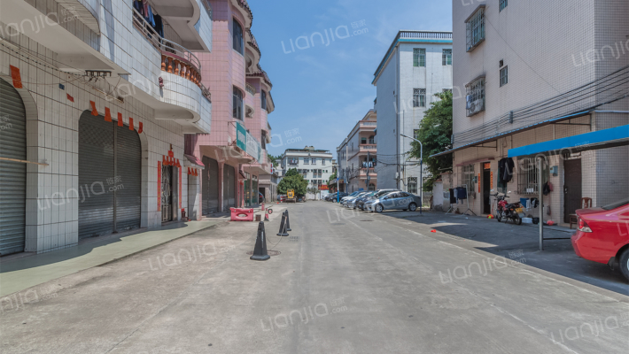 龙唐大山脚外景图