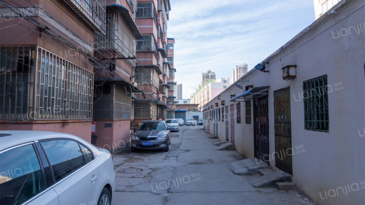 原老社保局家属院外景图