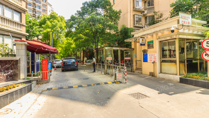 万里真金苑外景图