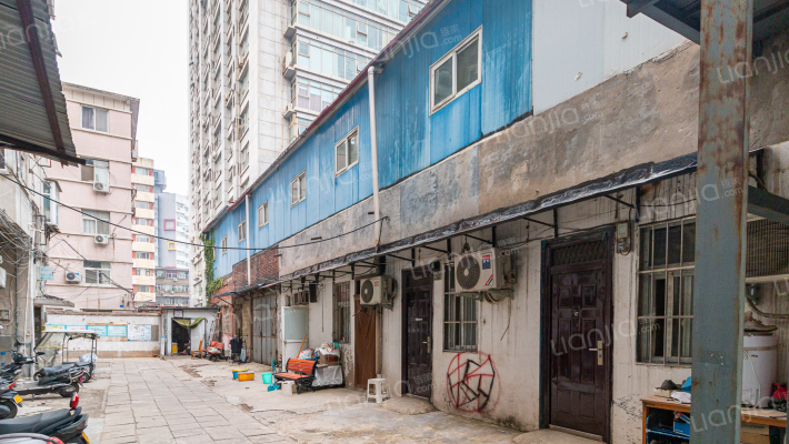 河南省煤炭公司家属院外景图