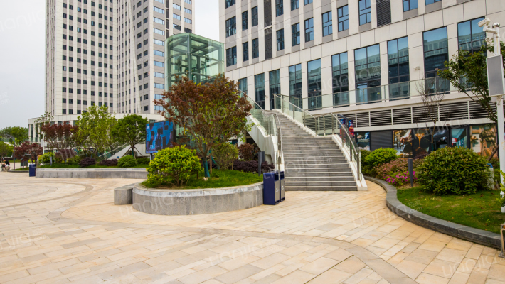 光谷崇文中心外景图