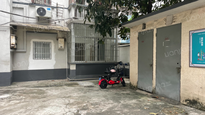 中二北路外景图