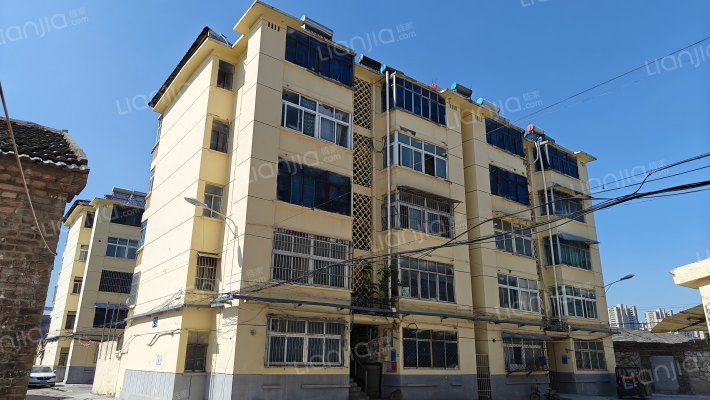 阳光家园A区外景图