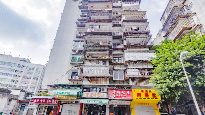 鳌峰中建新村外景图