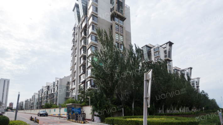 新世纪花园外景图