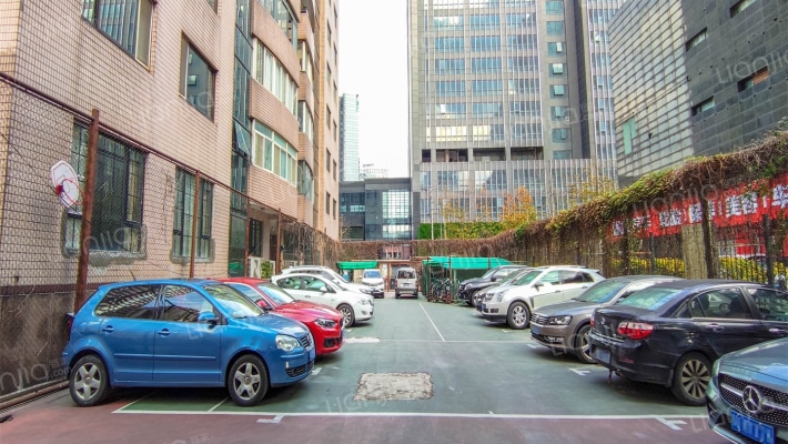 环球广场外景图