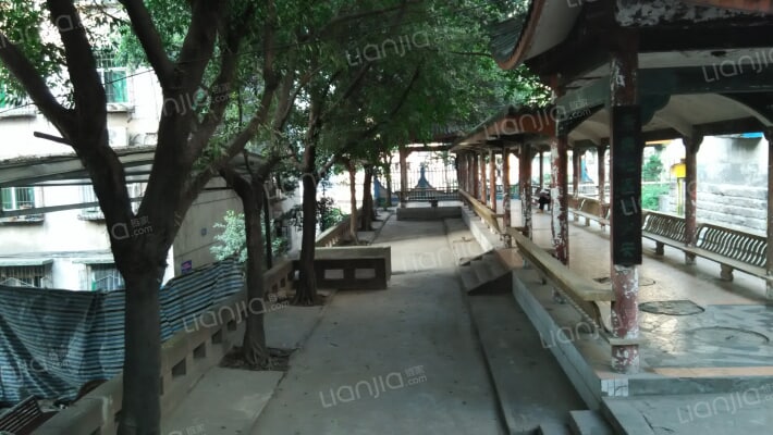 轻港佳苑外景图