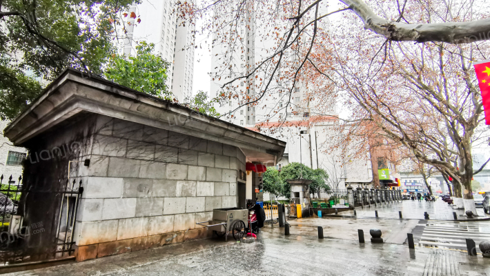 湖南税务局机关大院外景图