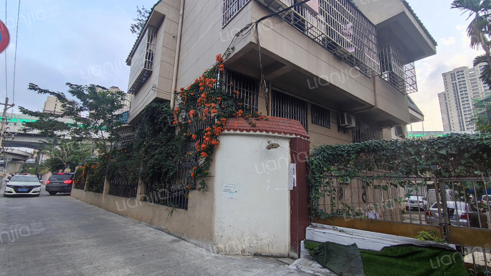 钟山公寓外景图