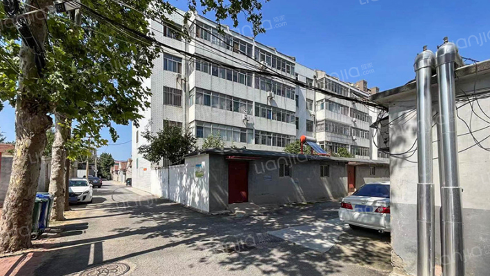 建委家属院外景图