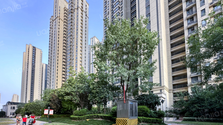 华洲城天峰外景图