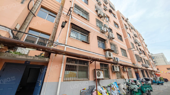 铁道北路人民银行宿舍外景图