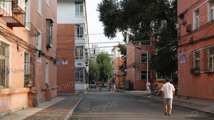 太原理工大学西院外景图