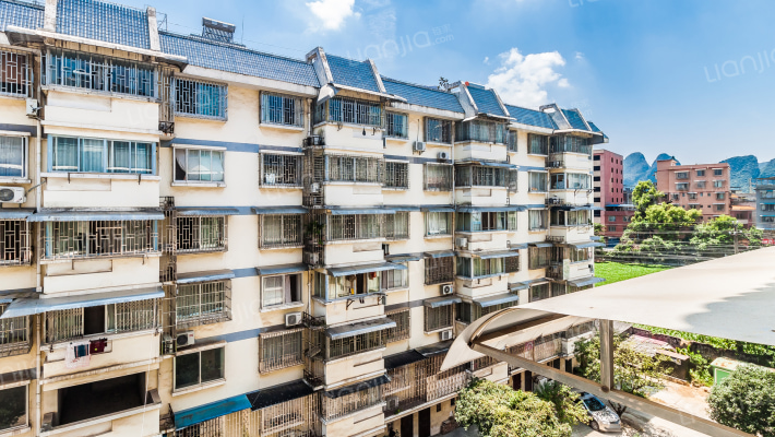 桂林内燃机配件厂宿舍区外景图