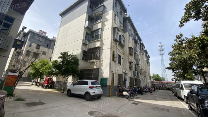 电厂家属区东一住宅区外景图