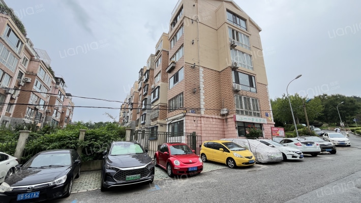 天源山庄缘中园外景图