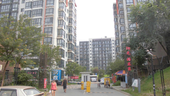 阳光好东东外景图