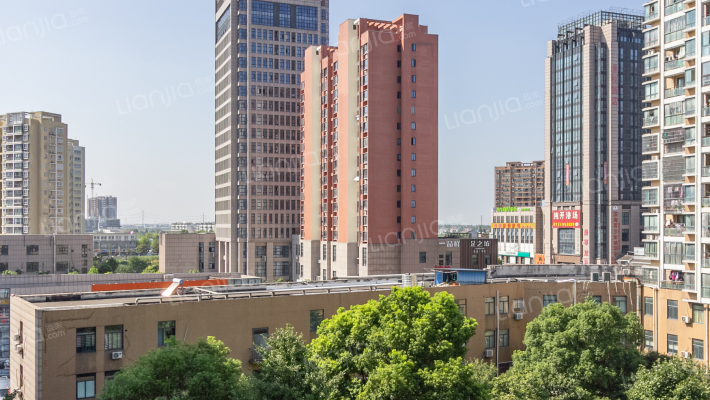 东厦紫荆苑外景图