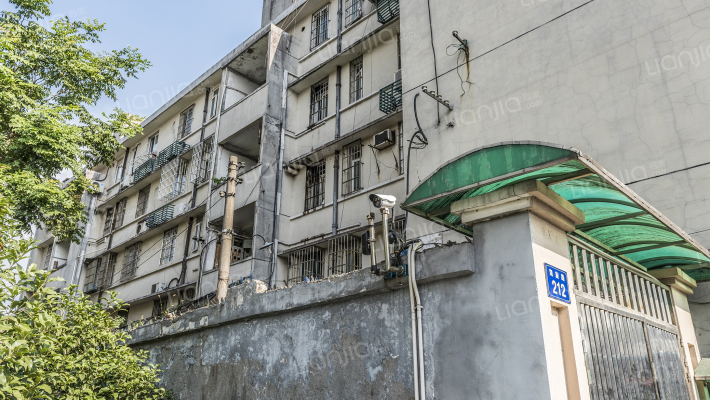 凯旋路212号外景图