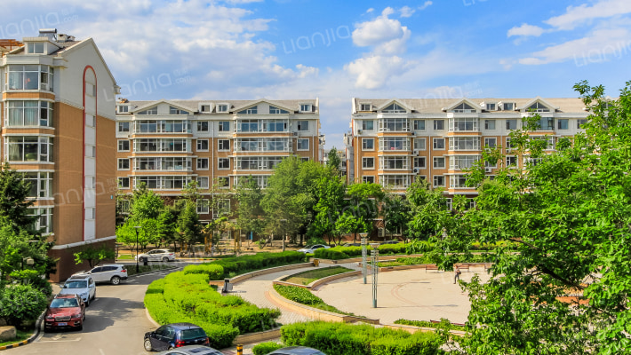 富奥花园B区外景图