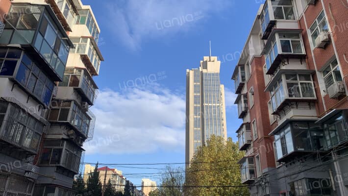 就业局宿舍外景图