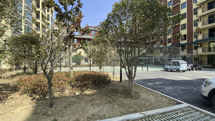 巴黎花园外景图