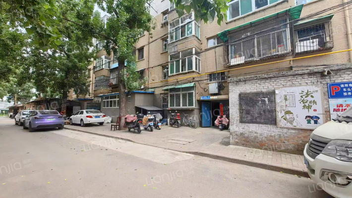 化肥罗城宿舍外景图