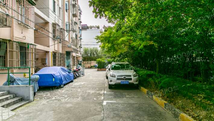 巴林路60弄外景图