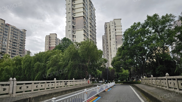 龙惠花苑外景图