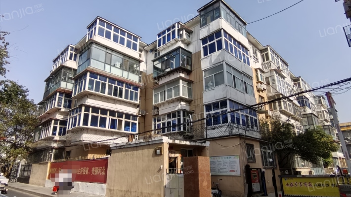 省送变电外景图