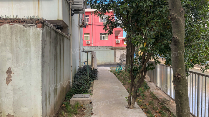 欧高路138弄外景图