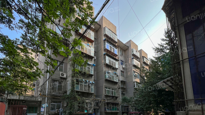 碑林教育局东新巷教工家属院外景图