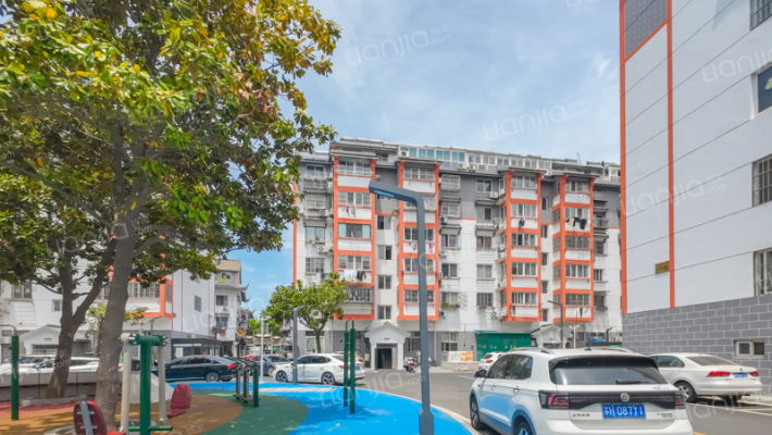 楚港兴市花苑小区外景图