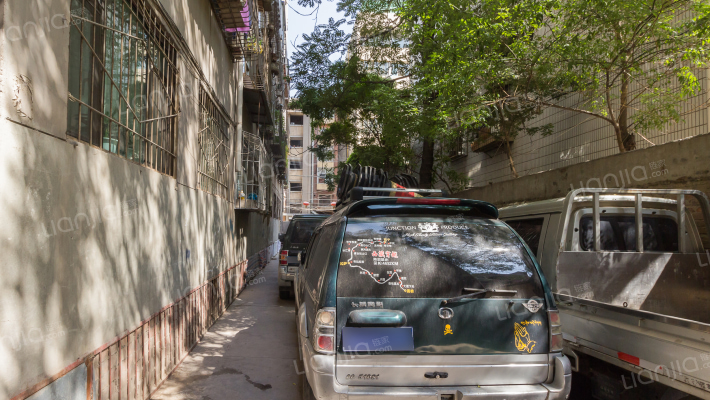 阿干煤矿家属院外景图